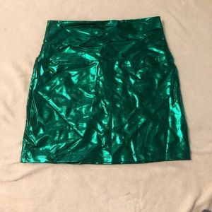 Metallic Green Elastic Pencil Skirt